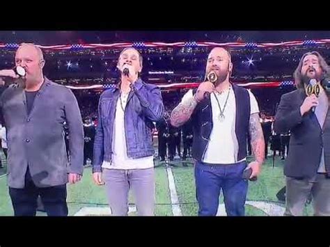 Zac Brown Band Sings National Anthem Before College Football 